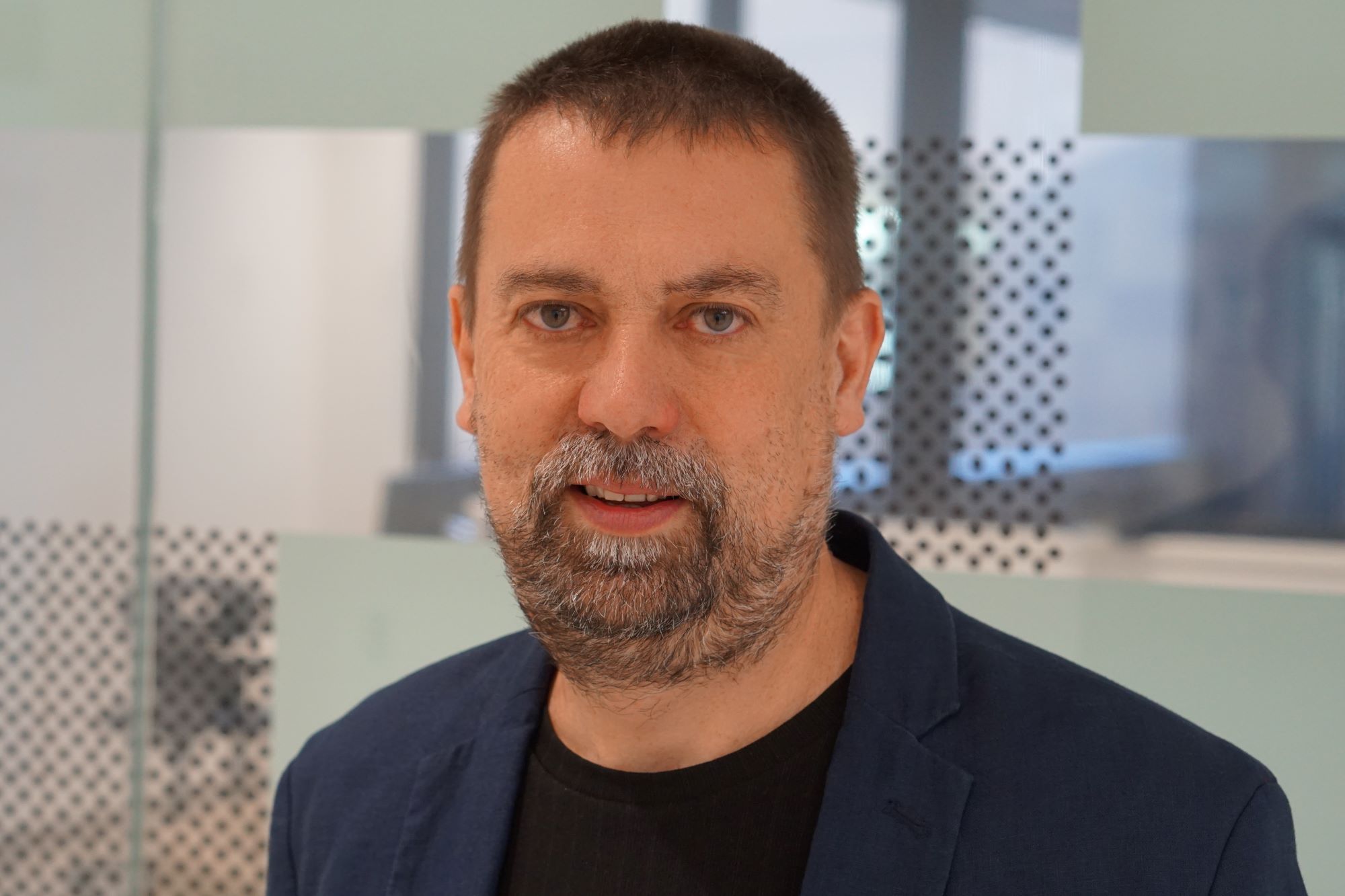 Hon. Prof. (FH) Mag. Dr. Stefan Ebner